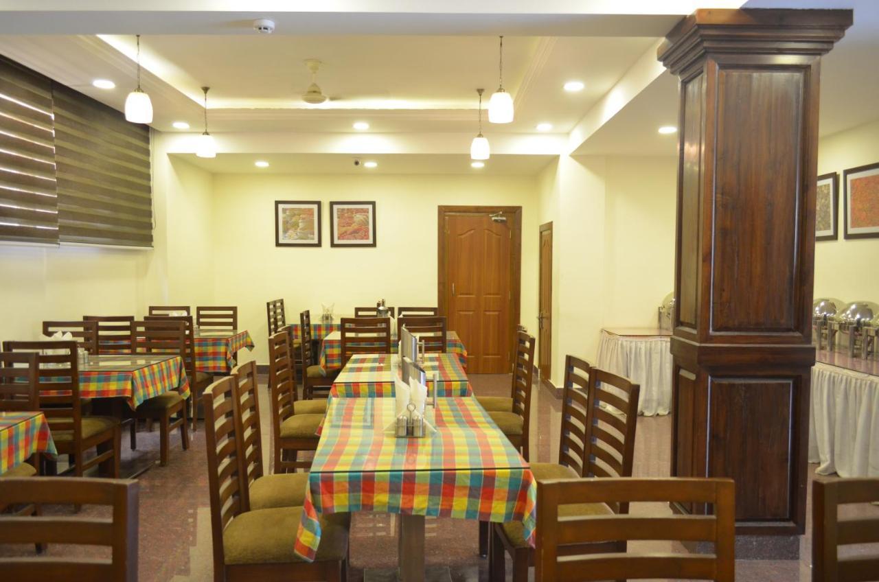 Hotel The Valley View Kashmir Srīnagar Eksteriør bilde